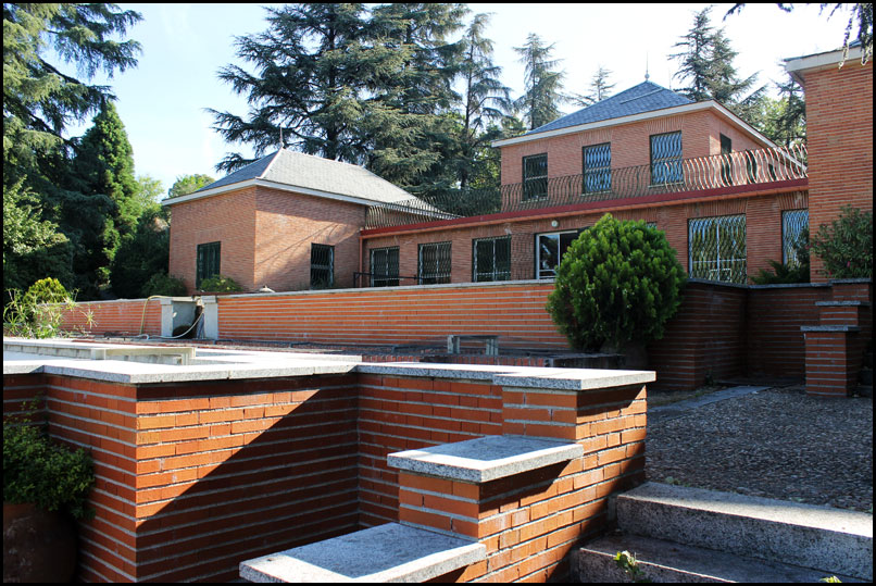 Las instalaciones de la piscifactoría de la Escuela de Montes cuentan con los medios necesarios para controlar las condiciones en las que viven los peces.